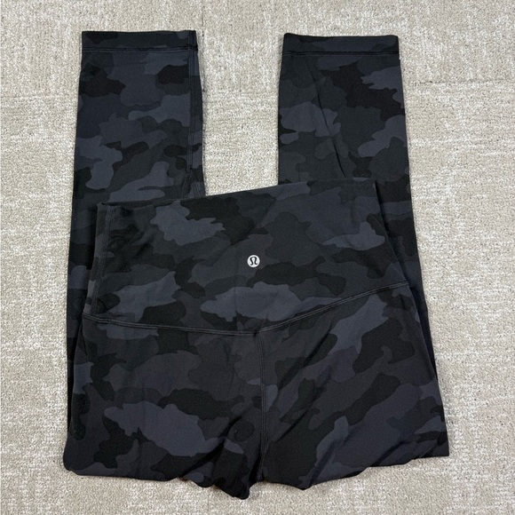 Lululemon Align High Rise Camo Active Running Crop Legging Pant Size 6 - Picture 6 of 6